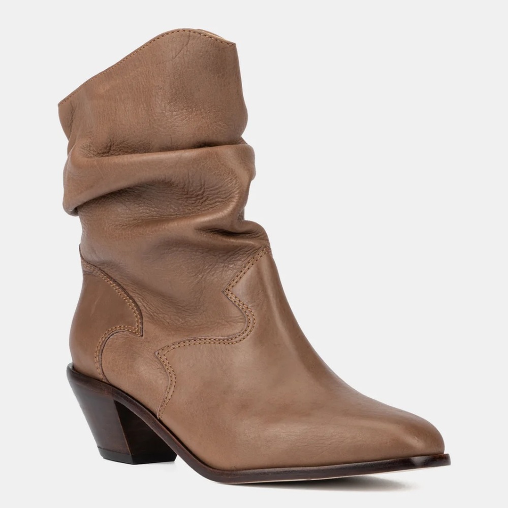 Bird of flight brown leather slouch Jack boots 8